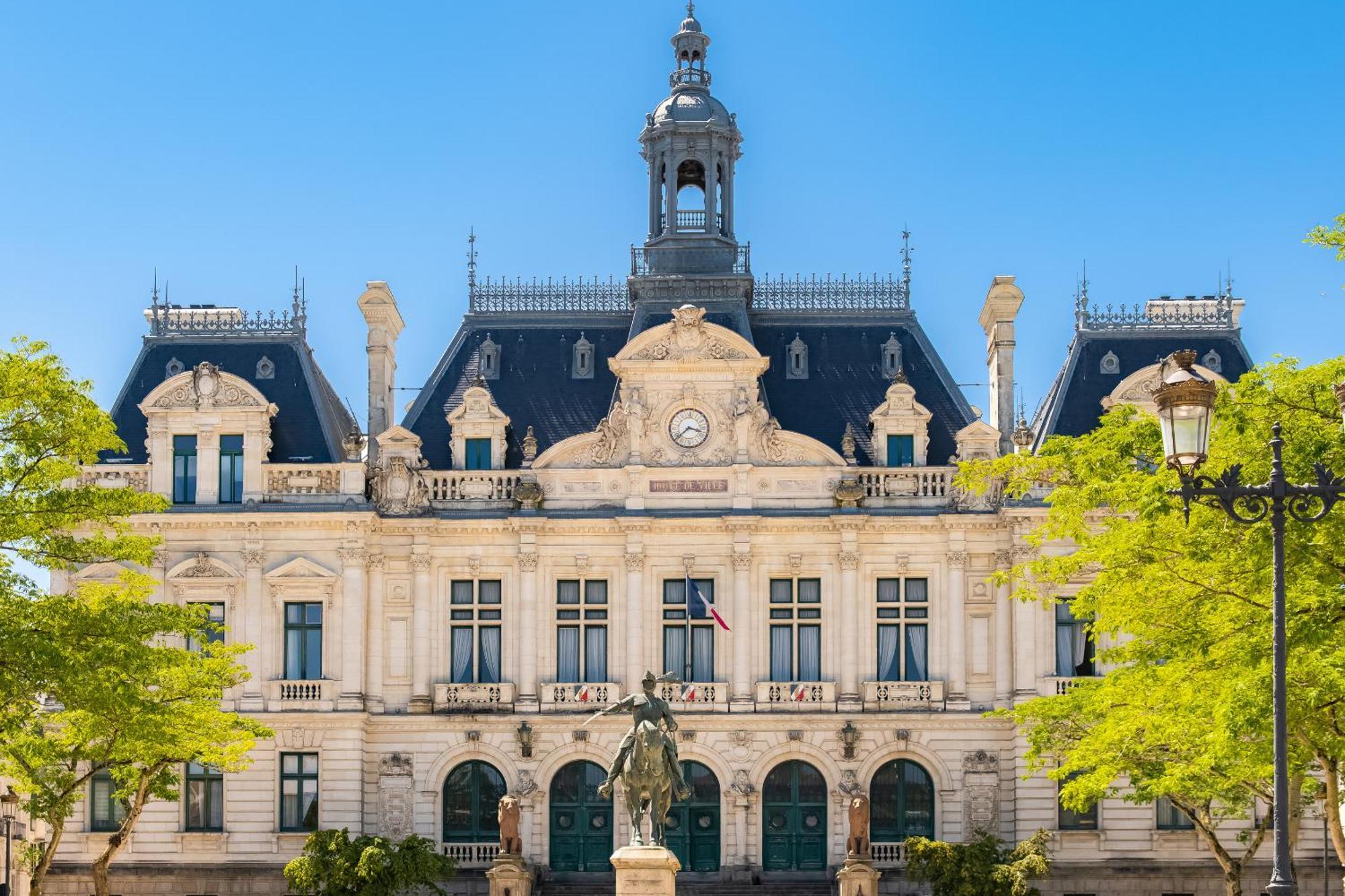 Kyriad Vannes Centre Ville Exterior foto